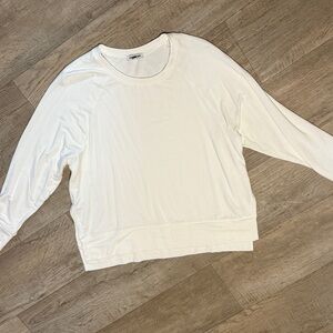 Express Cream Long Sleeve Sweatshirt (lightweight)